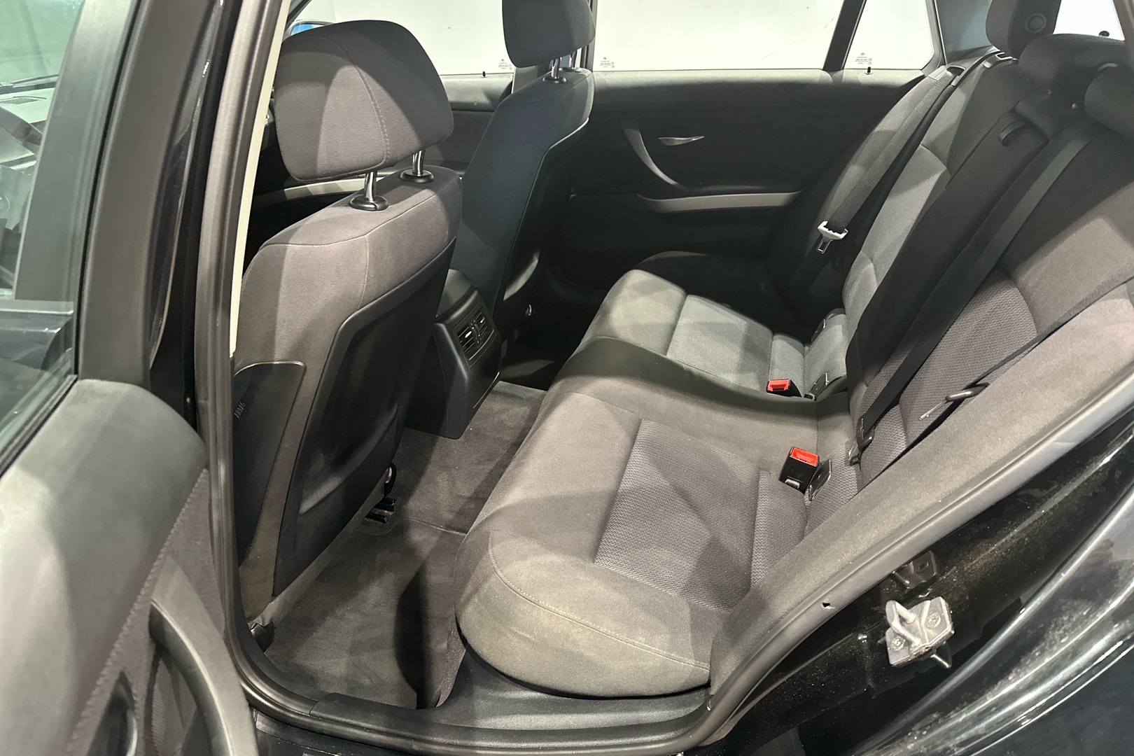 BMW 320 2011