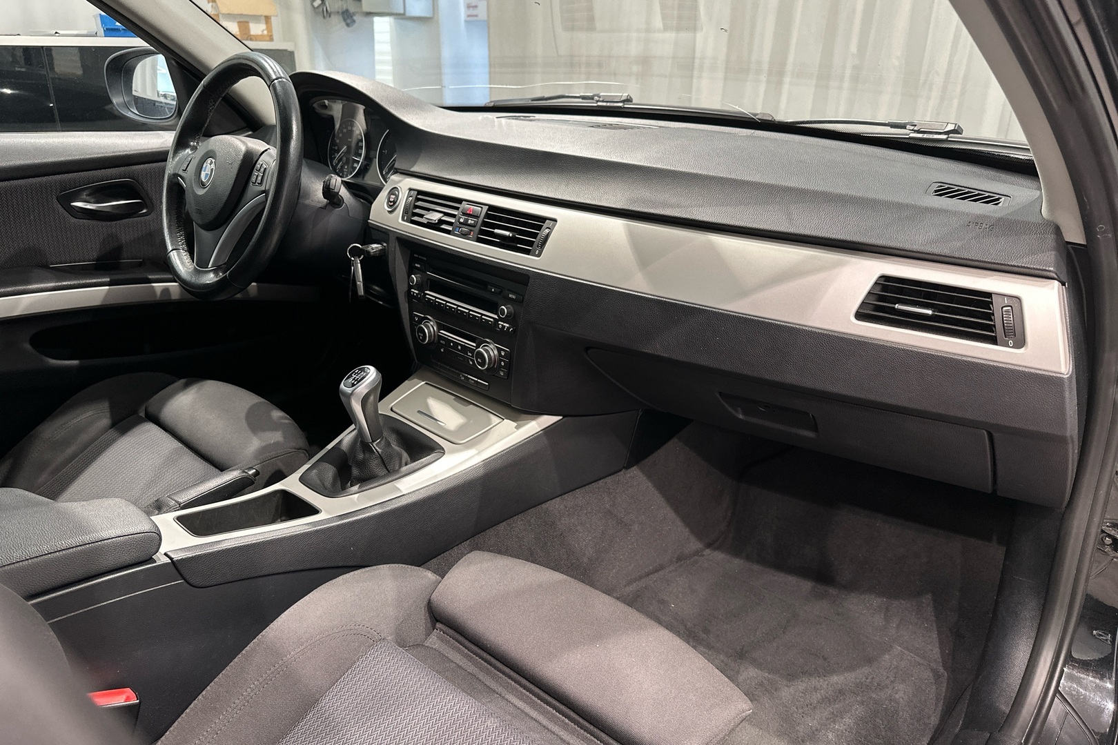 BMW 320 2011