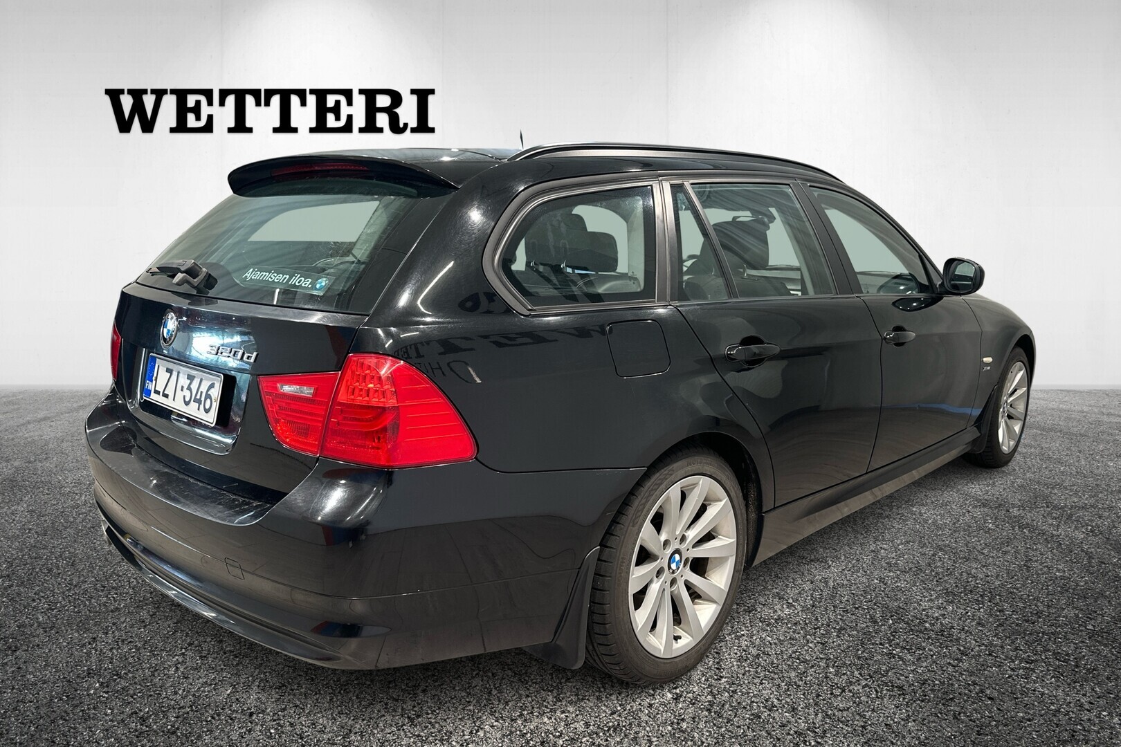 BMW 320 2011
