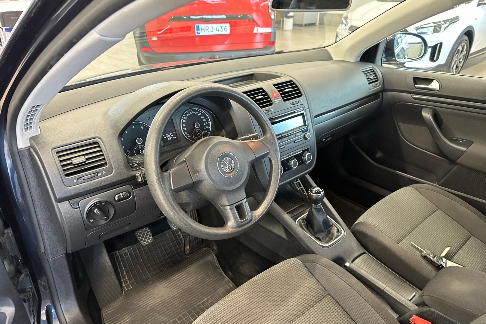 VOLKSWAGEN Jetta 2010