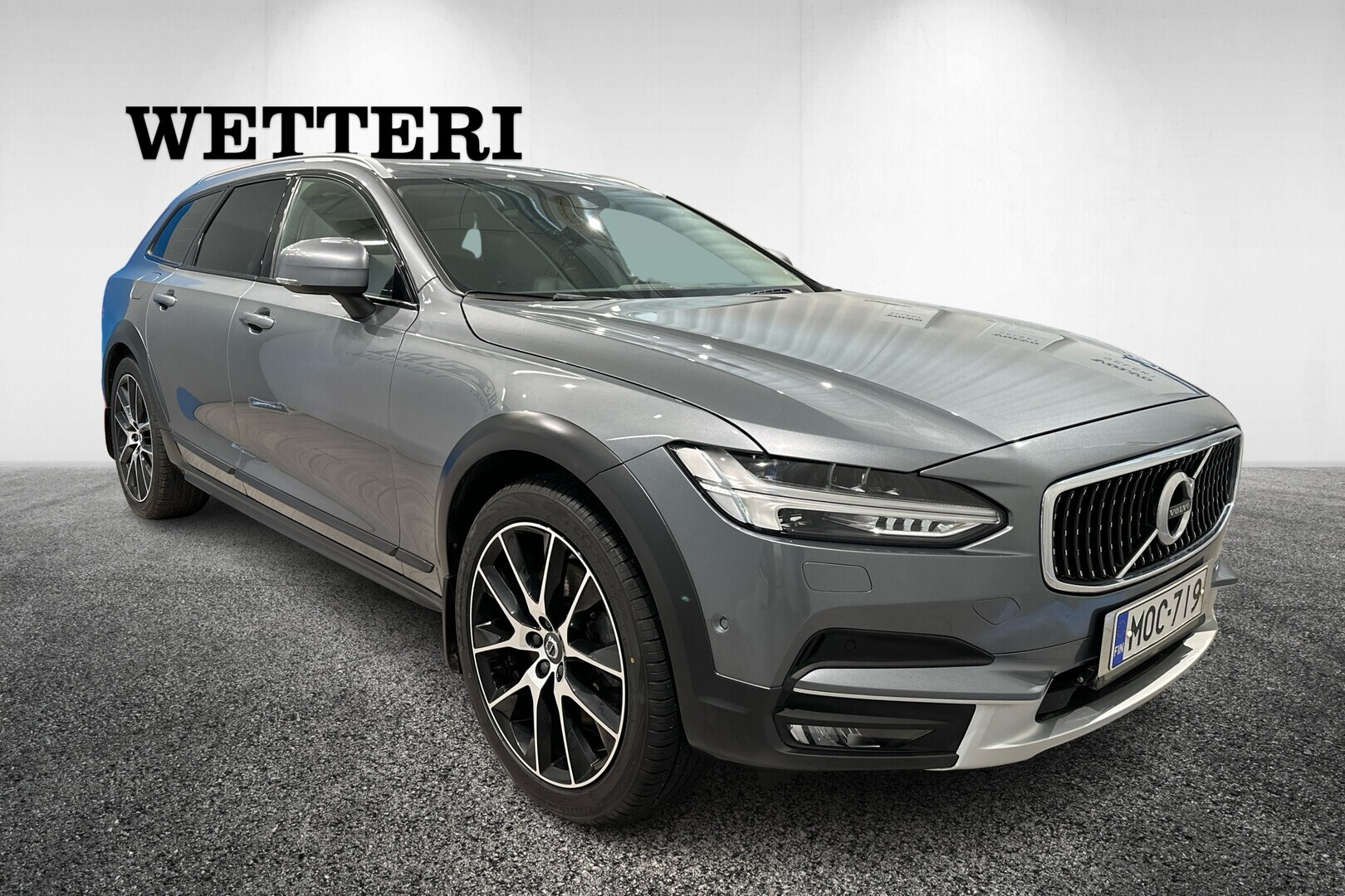 VOLVO V90 Cross Country 2017