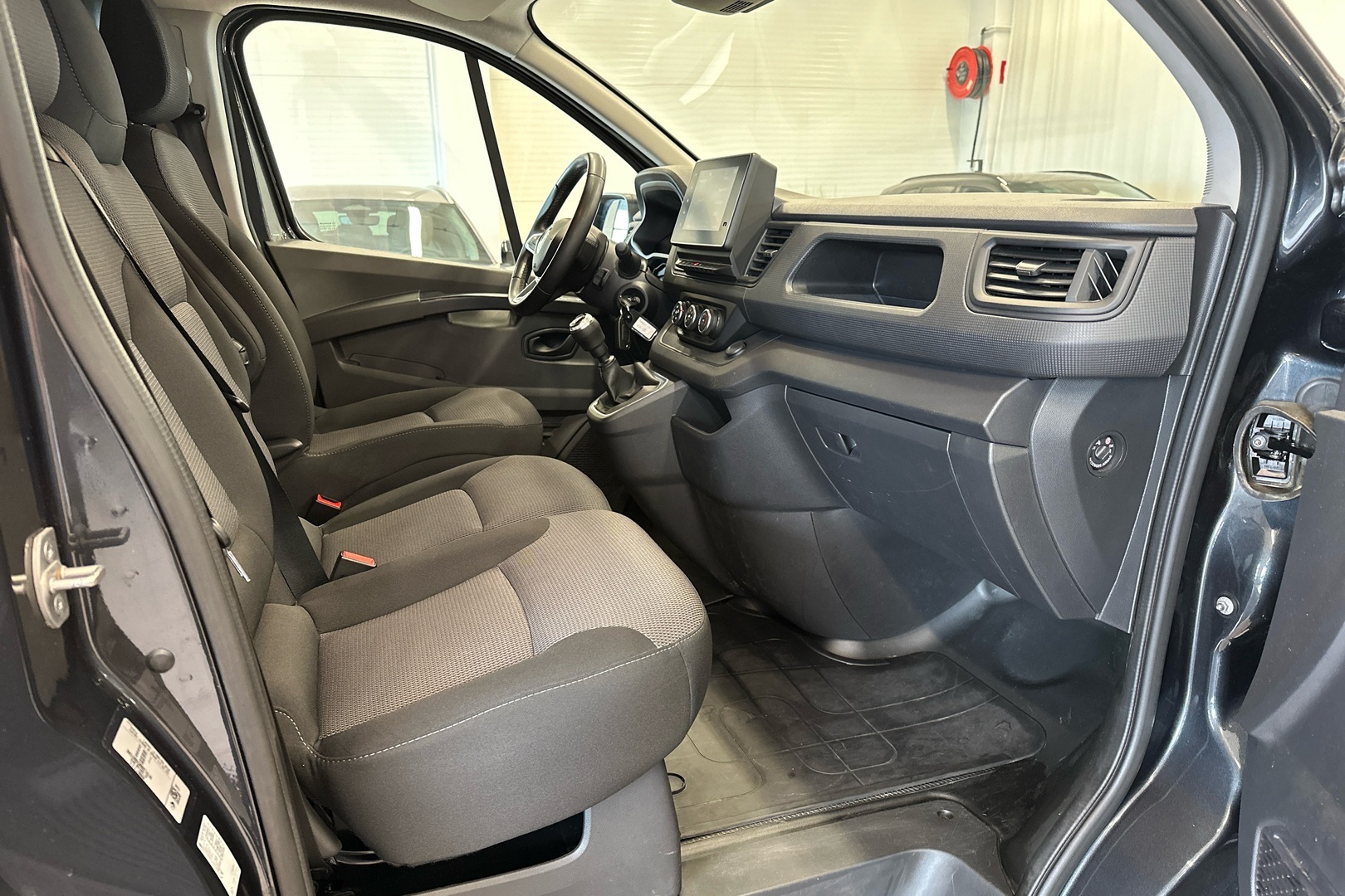 RENAULT Trafic 2023