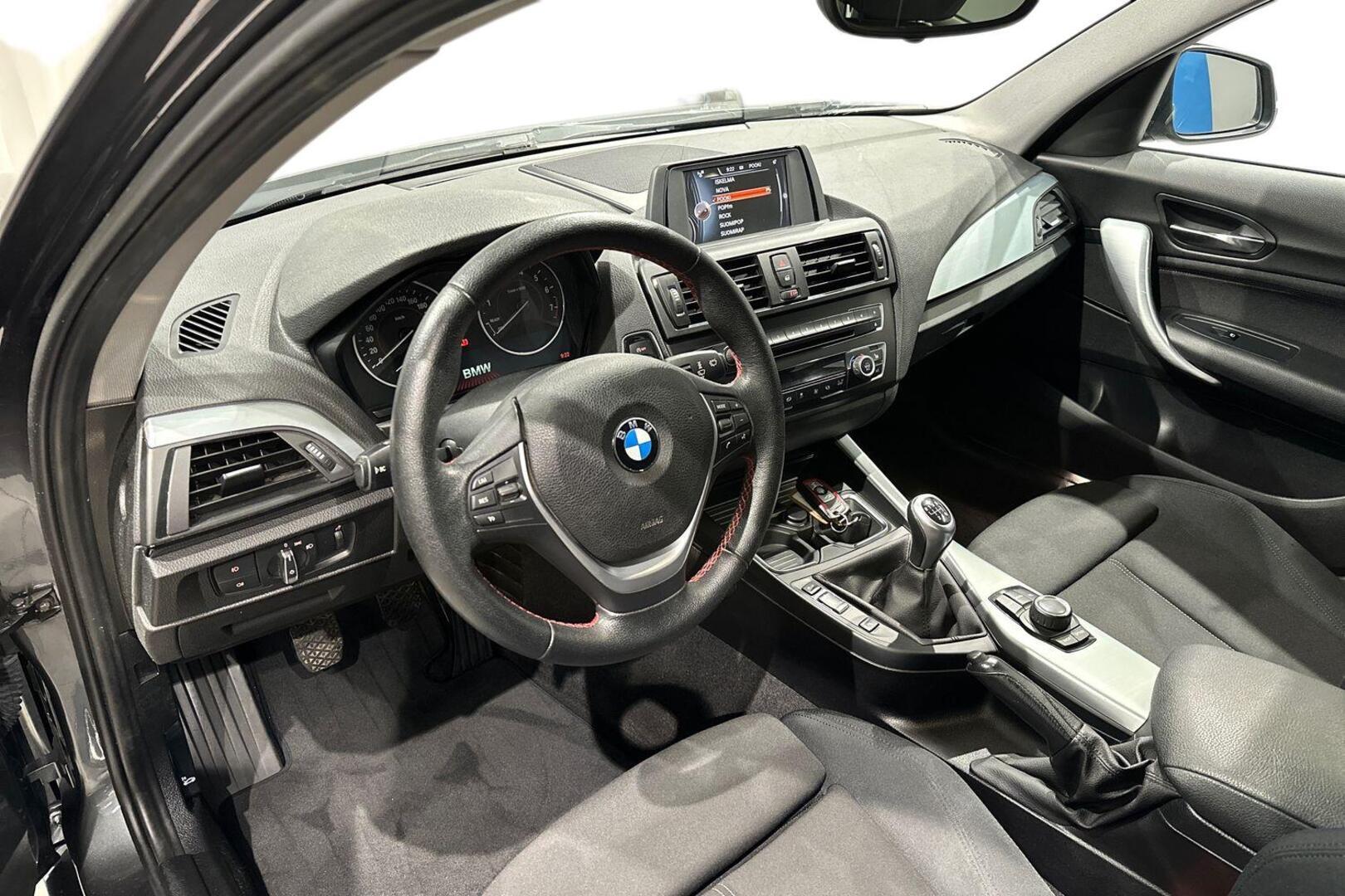 BMW 118 2015