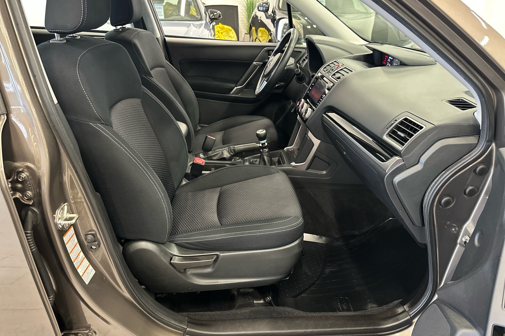 SUBARU Forester 2017