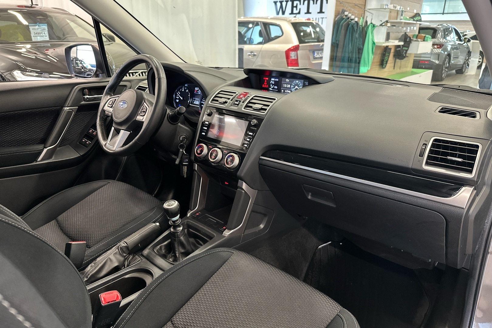 SUBARU Forester 2017