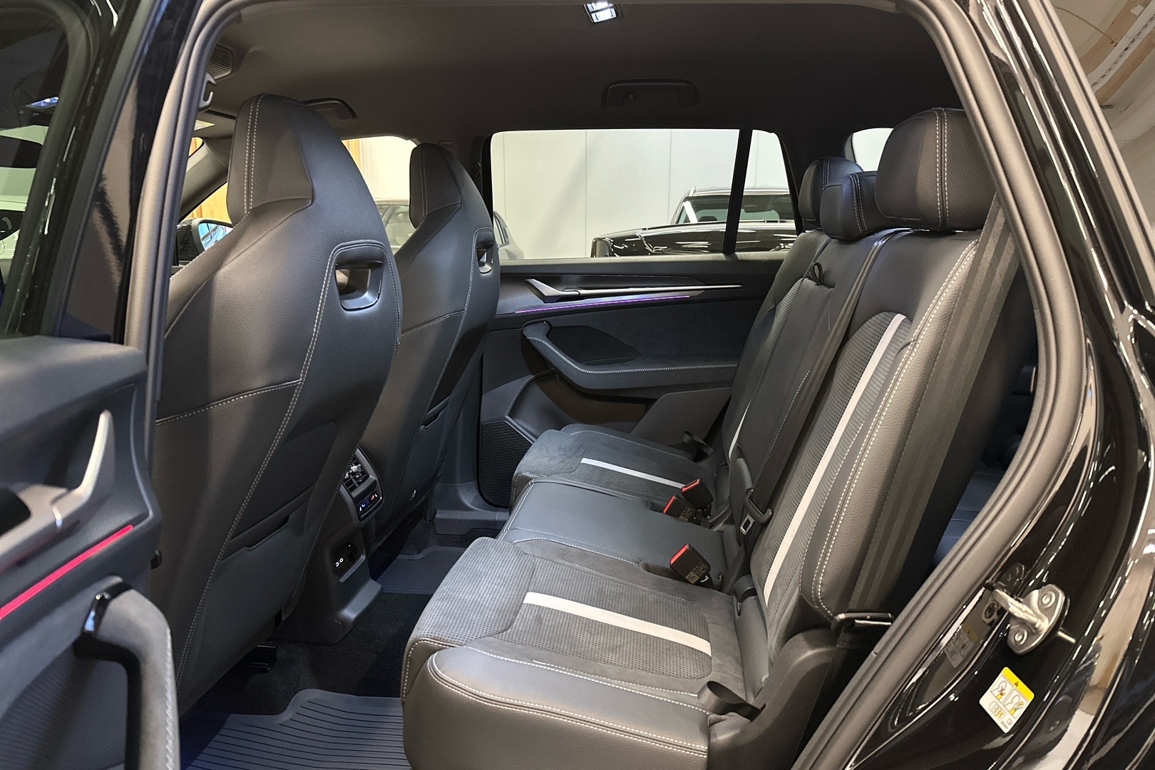 SKODA Kodiaq 8