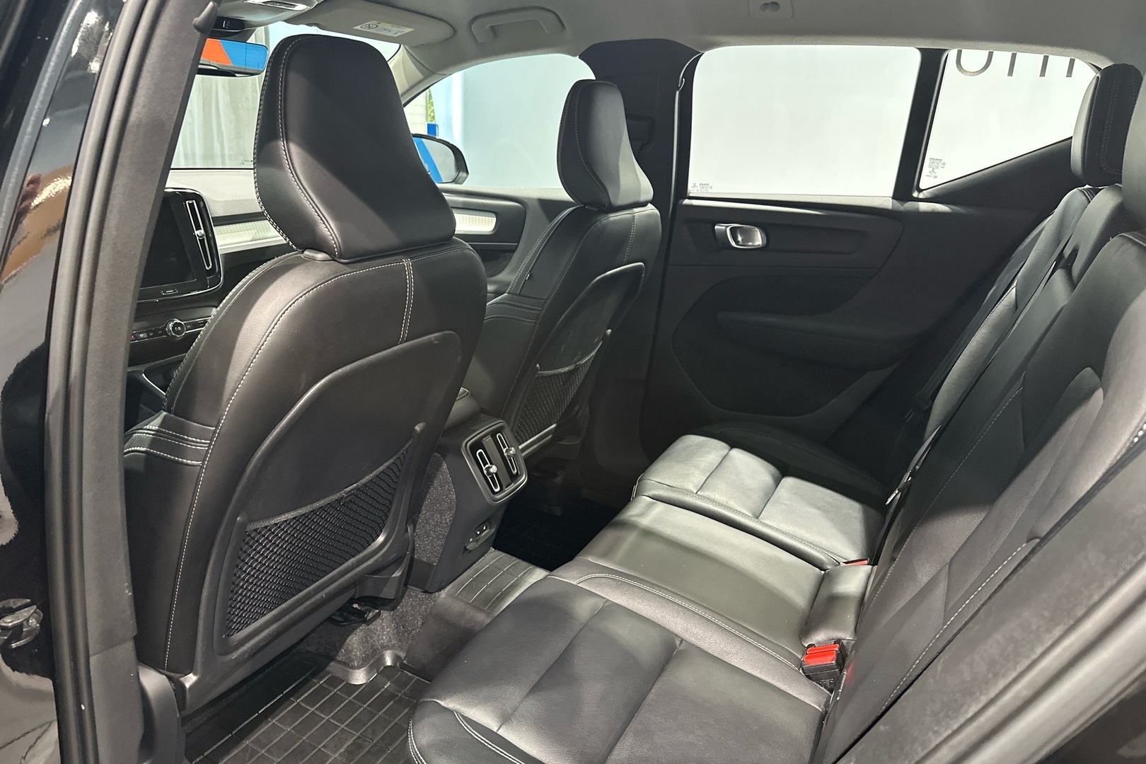 VOLVO XC40 2019