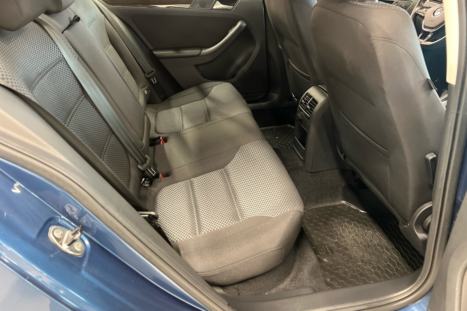 VOLKSWAGEN Jetta 2015