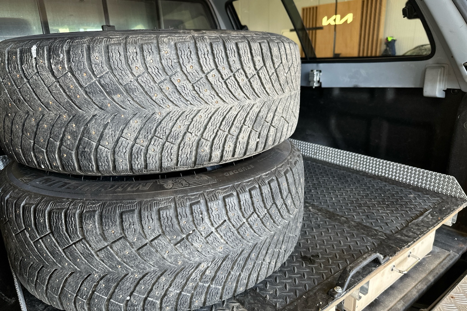VOLKSWAGEN Amarok 2016