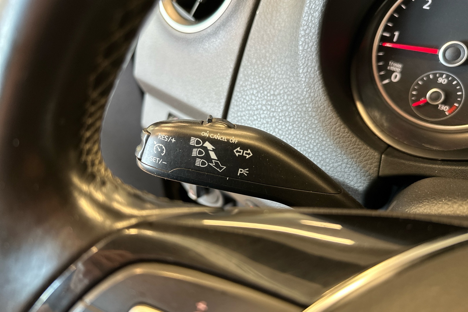 VOLKSWAGEN Amarok 2016