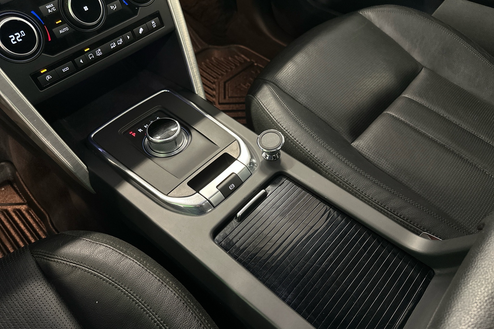 LAND ROVER DISCOVERY SPORT 2016