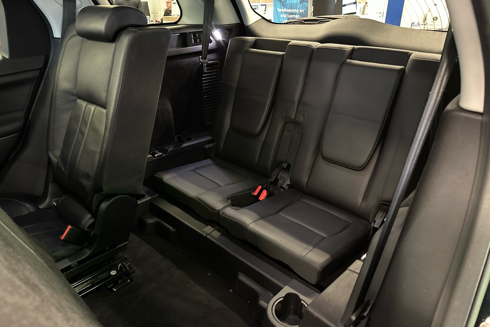 LAND ROVER DISCOVERY SPORT 2016