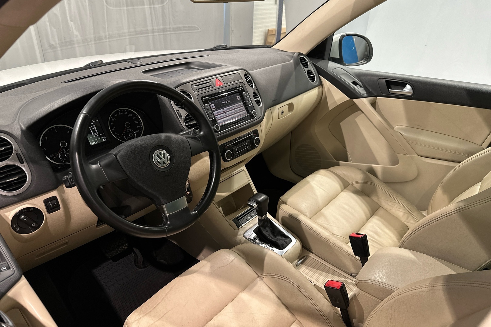 VOLKSWAGEN Tiguan 2010