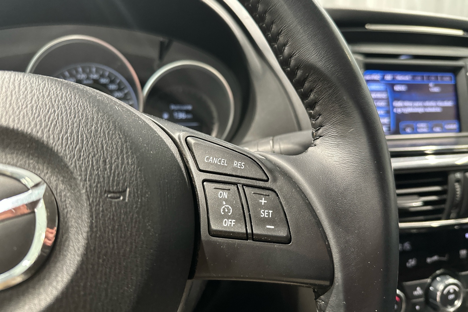 MAZDA Mazda6 2013