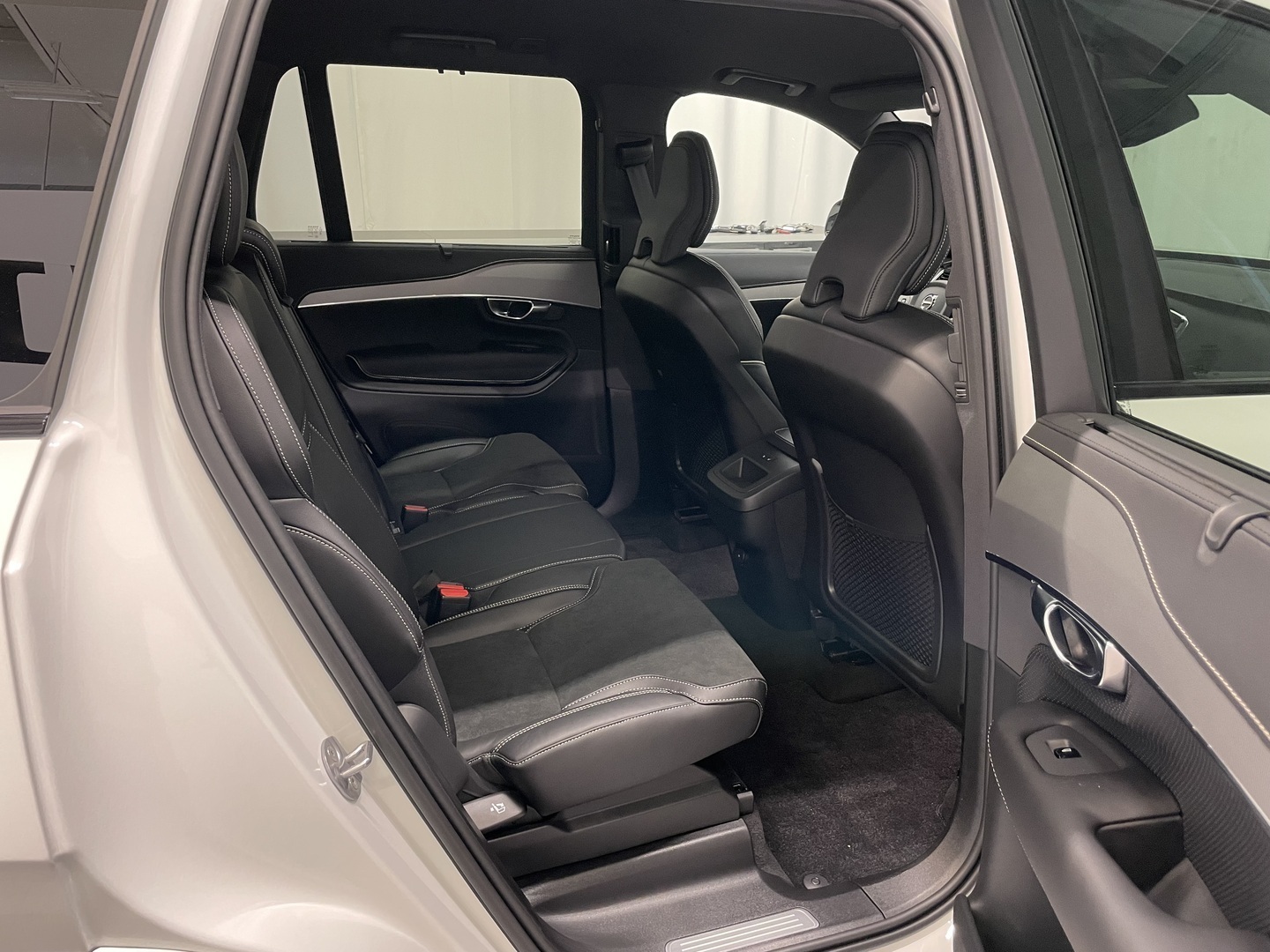 VOLVO XC90 16