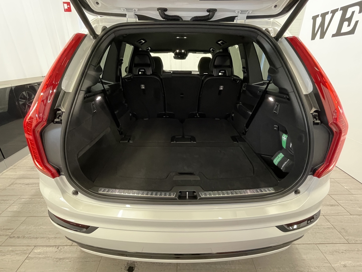 VOLVO XC90 18