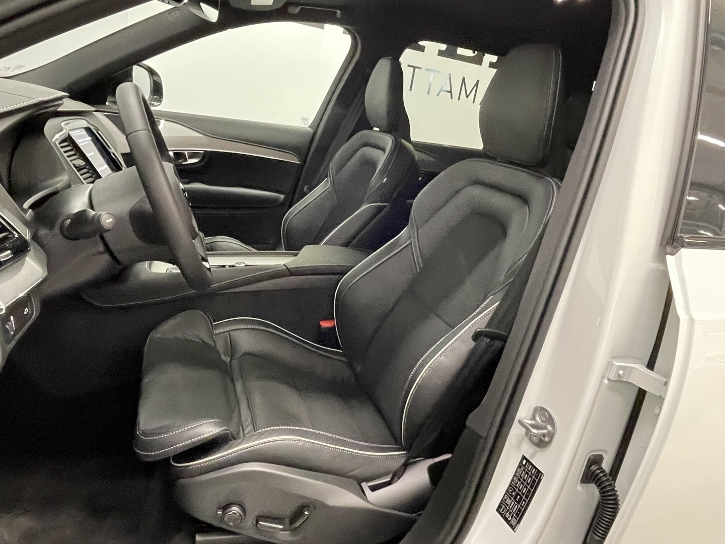 VOLVO XC90 6