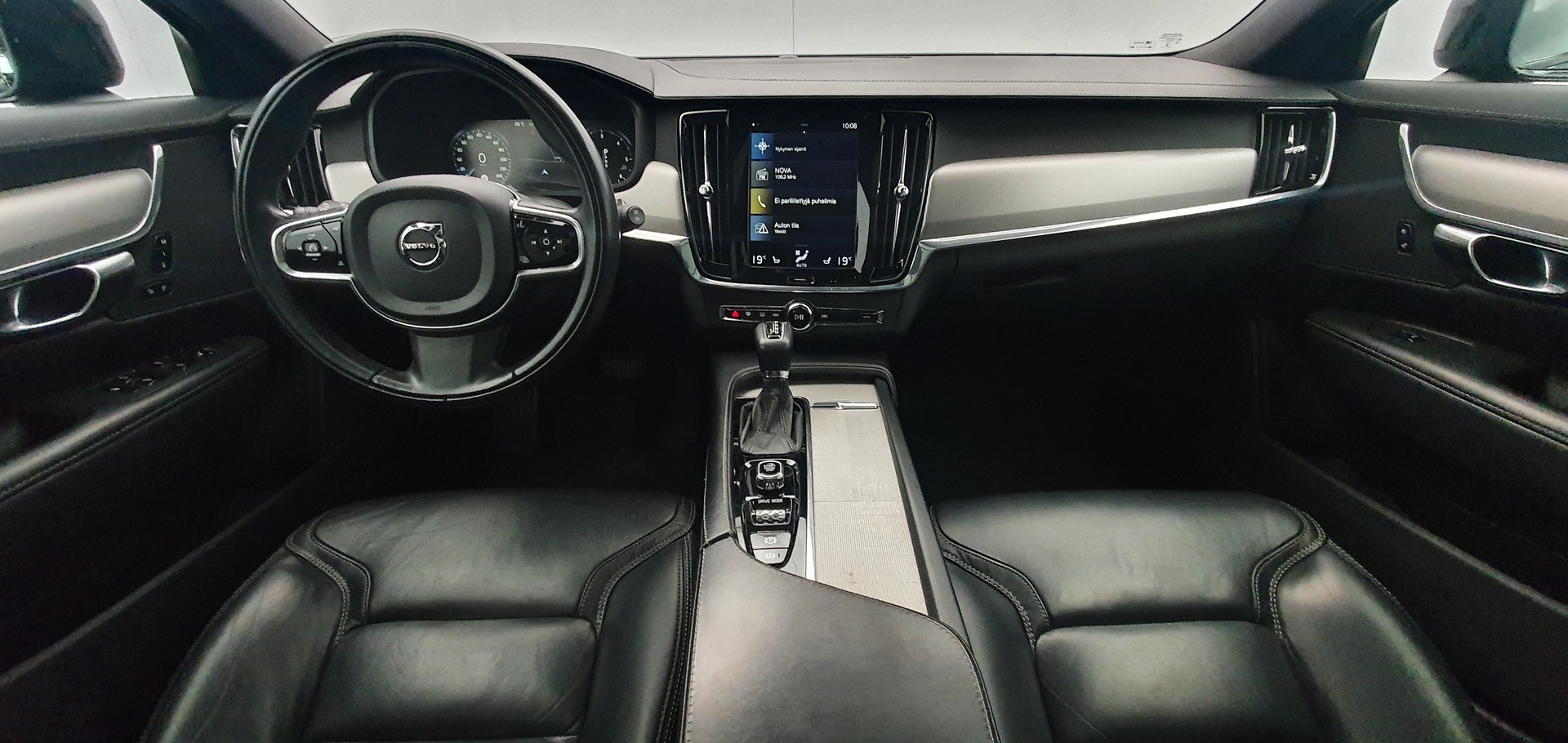 VOLVO V90 Cross Country 2017