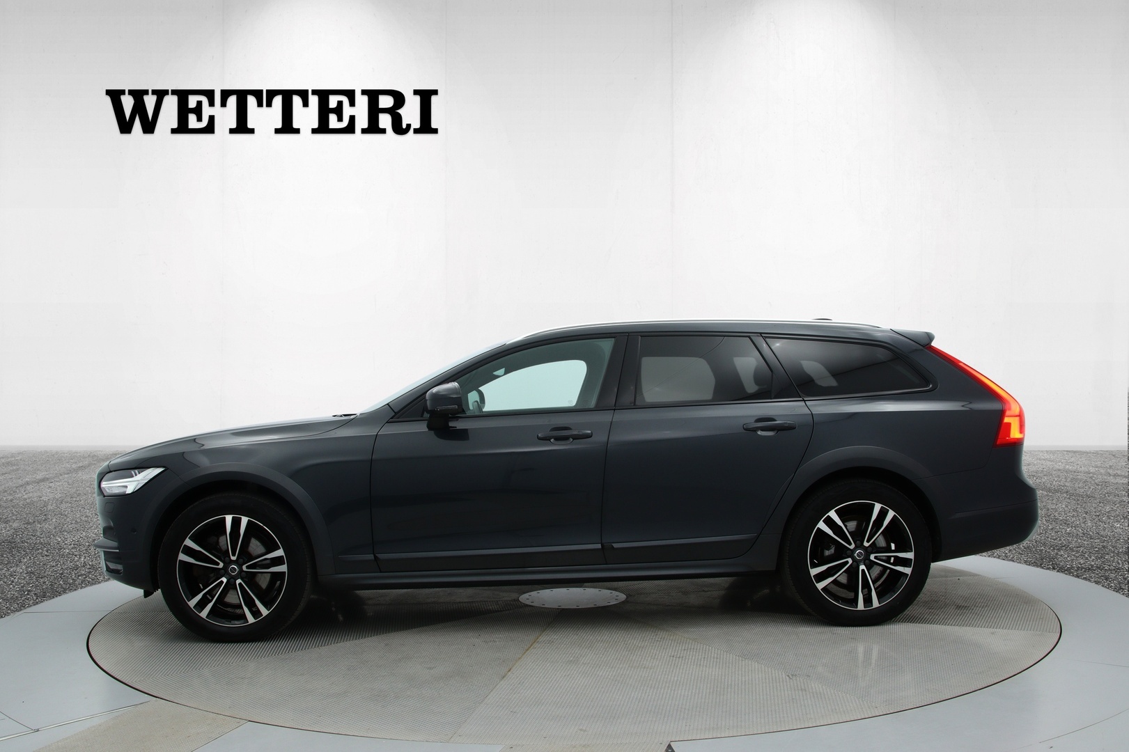 VOLVO V90 Cross Country 2017