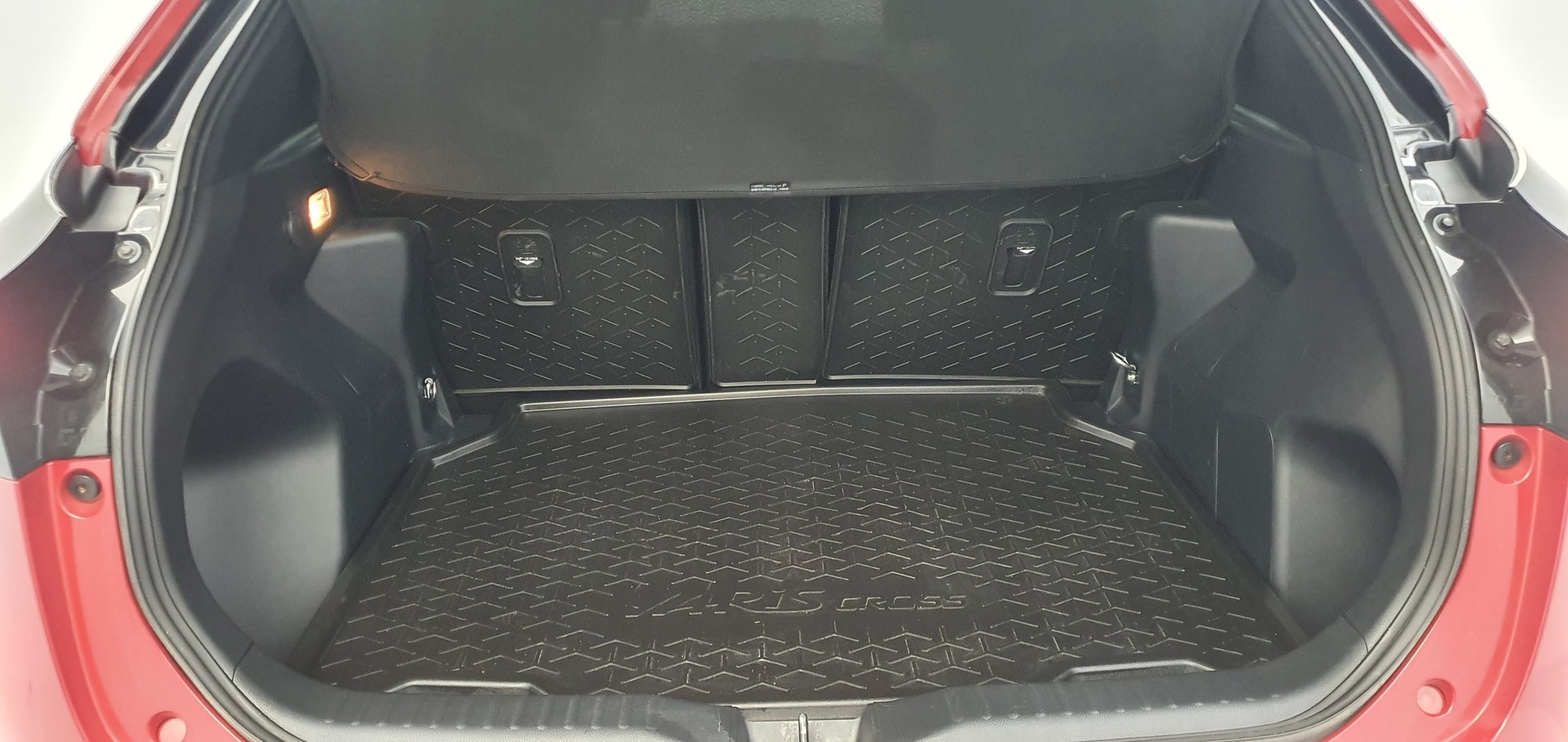 TOYOTA Yaris Cross 2022
