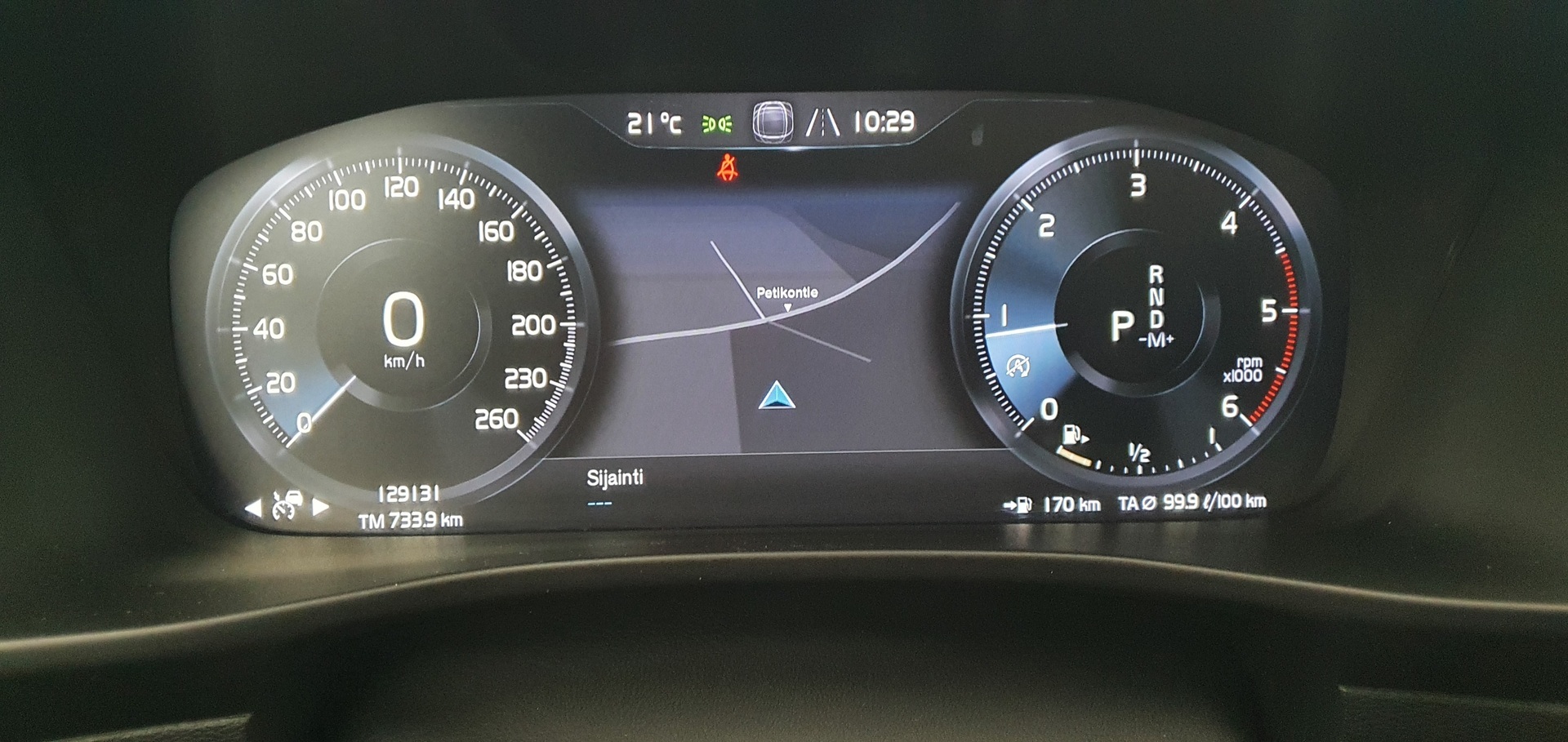 VOLVO XC40 2019