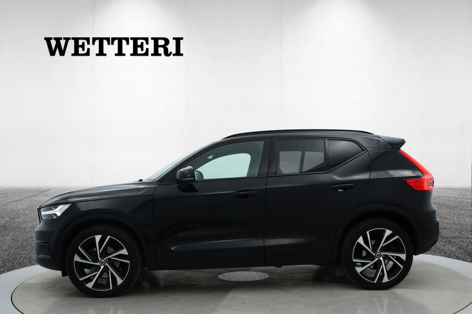 VOLVO XC40 2019