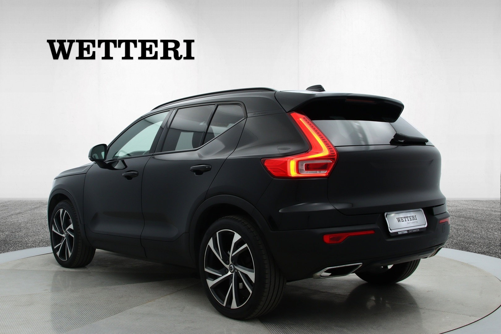 VOLVO XC40 2019