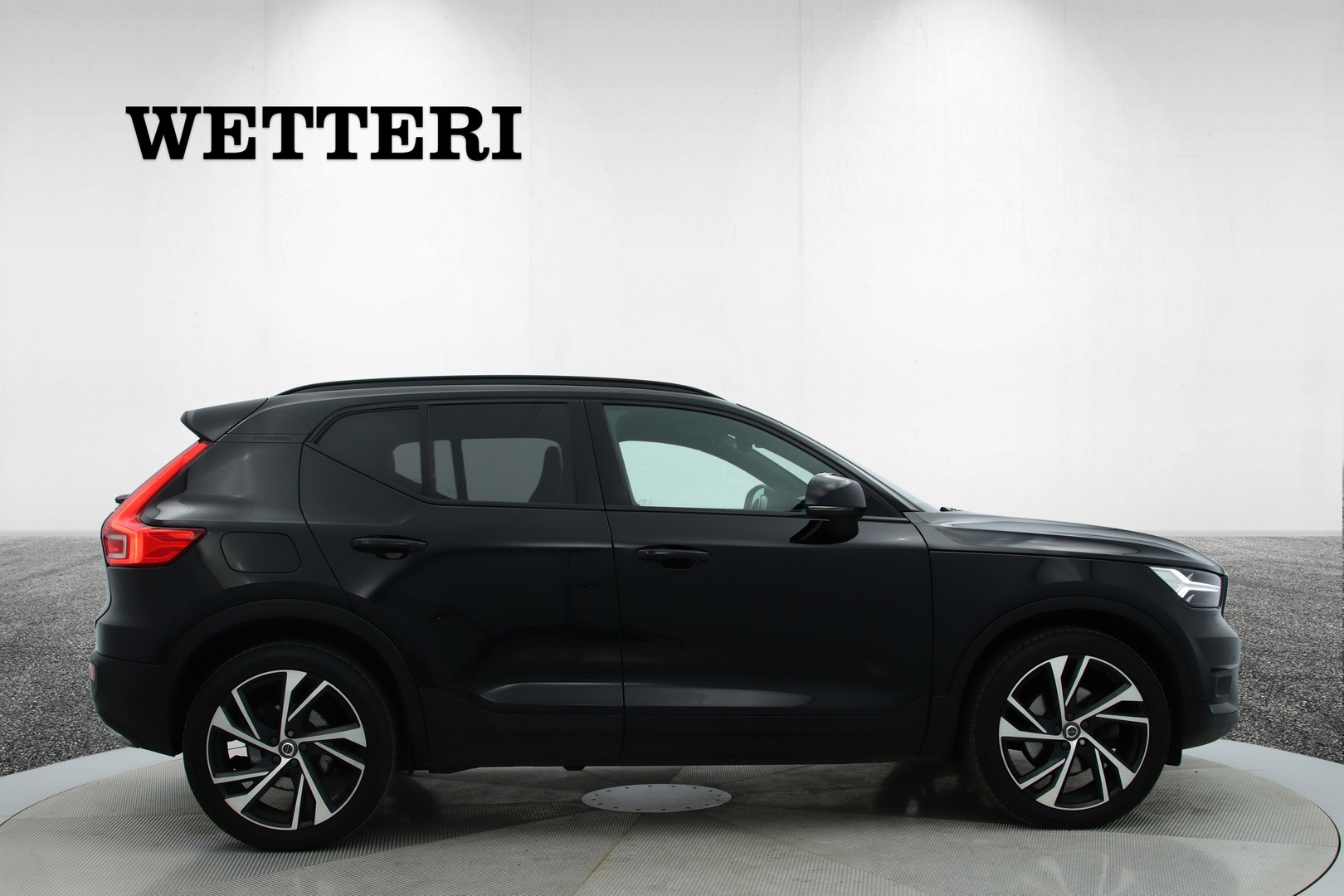VOLVO XC40 2019