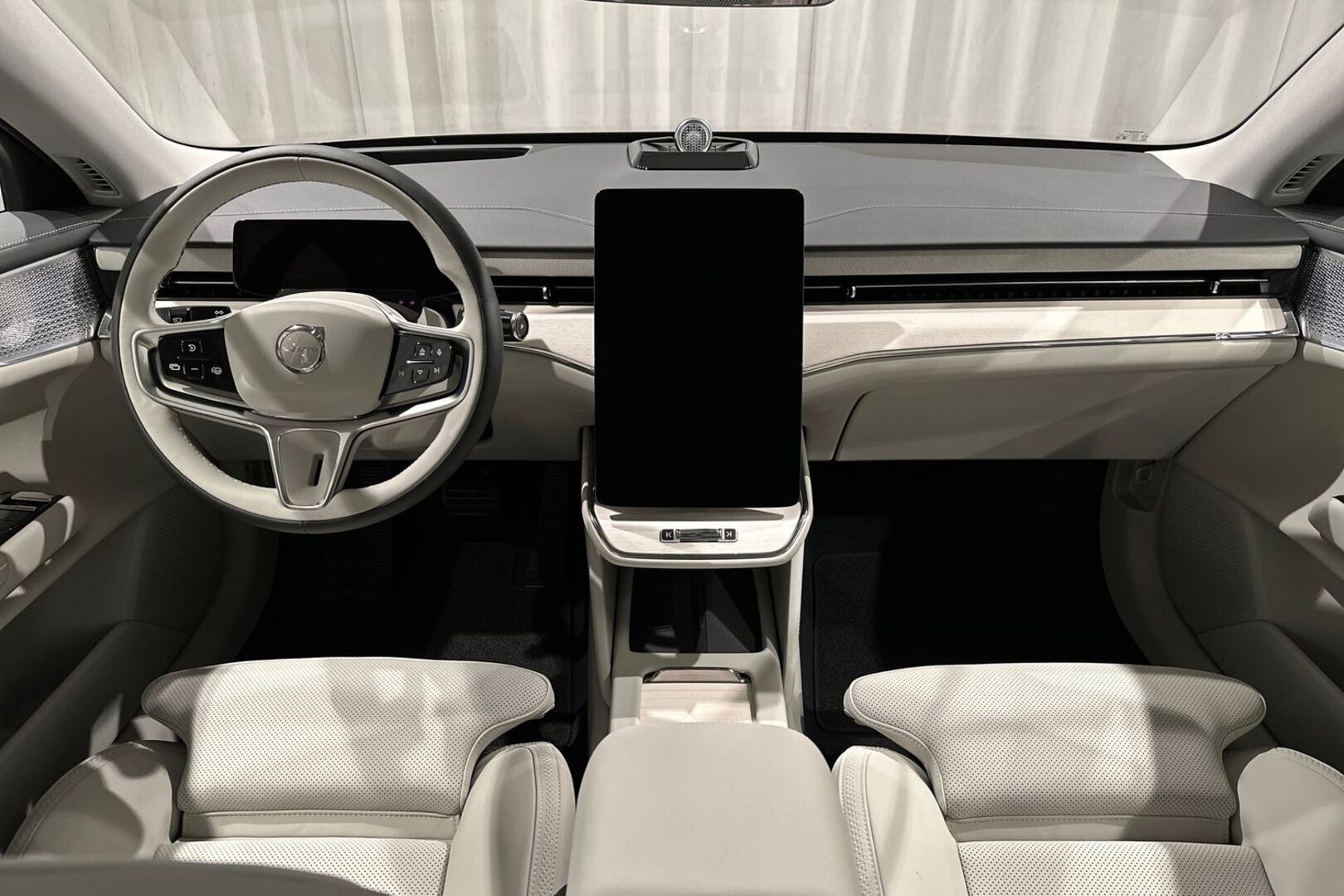 VOLVO ES90 2026