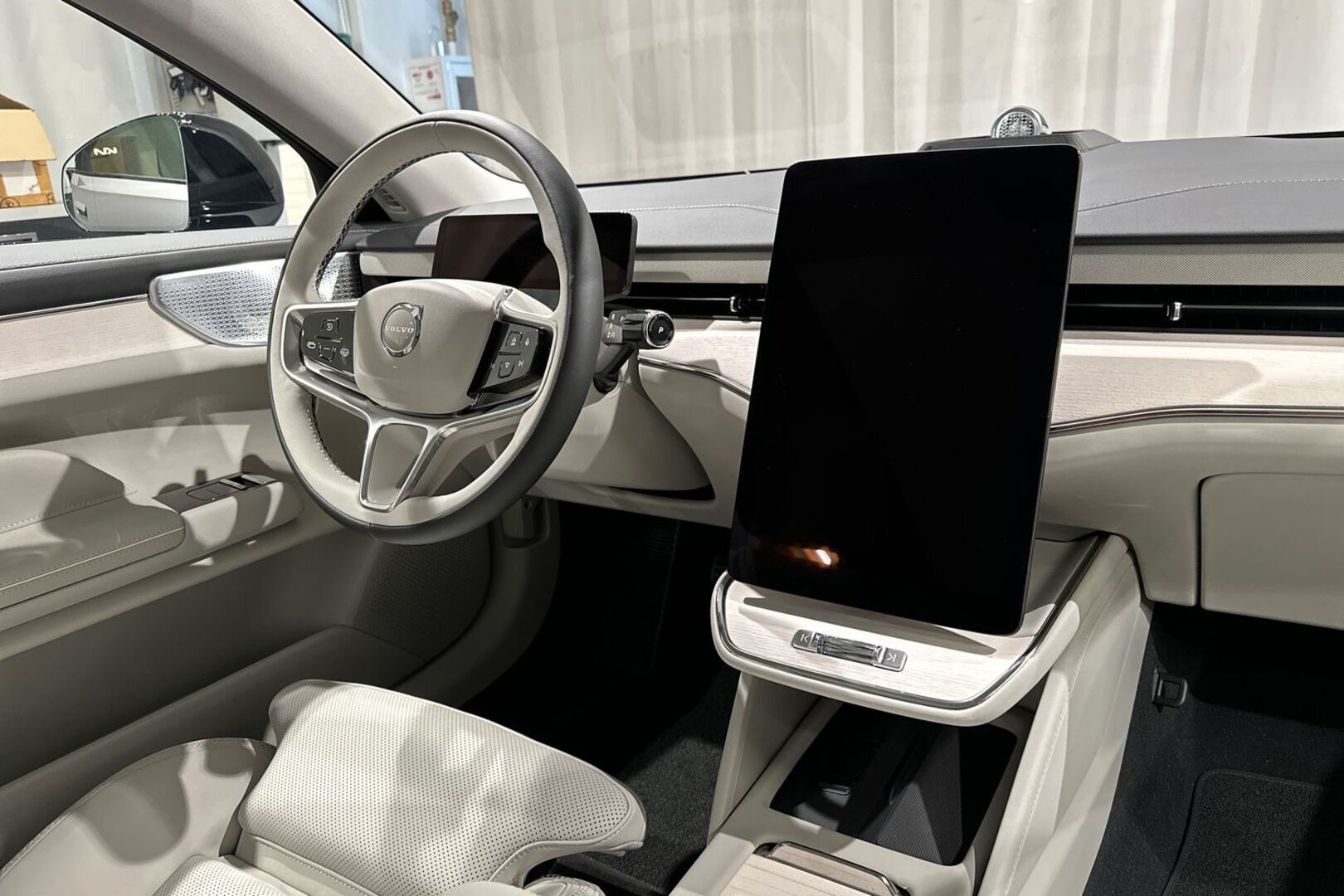 VOLVO ES90 2026