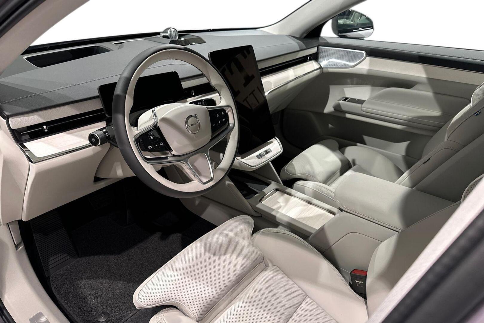 VOLVO ES90 2026