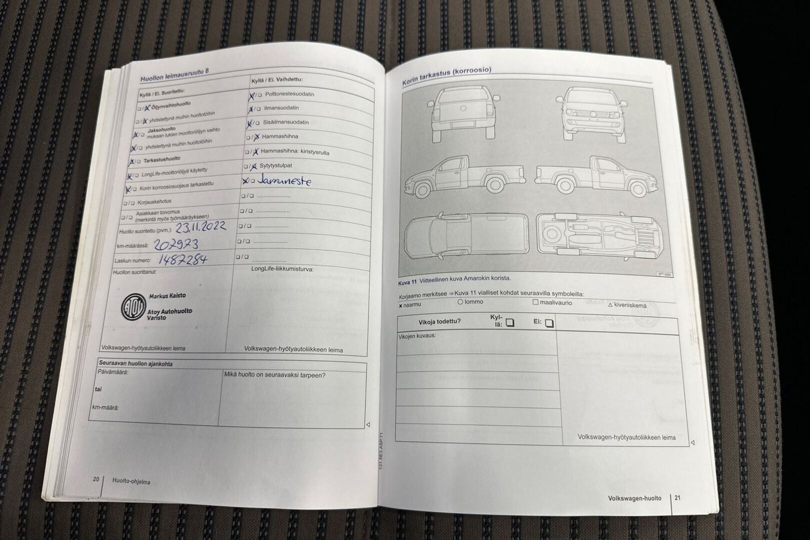 VOLKSWAGEN Amarok 2013