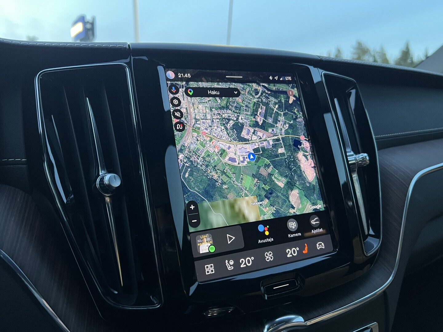 VOLVO XC60 2022