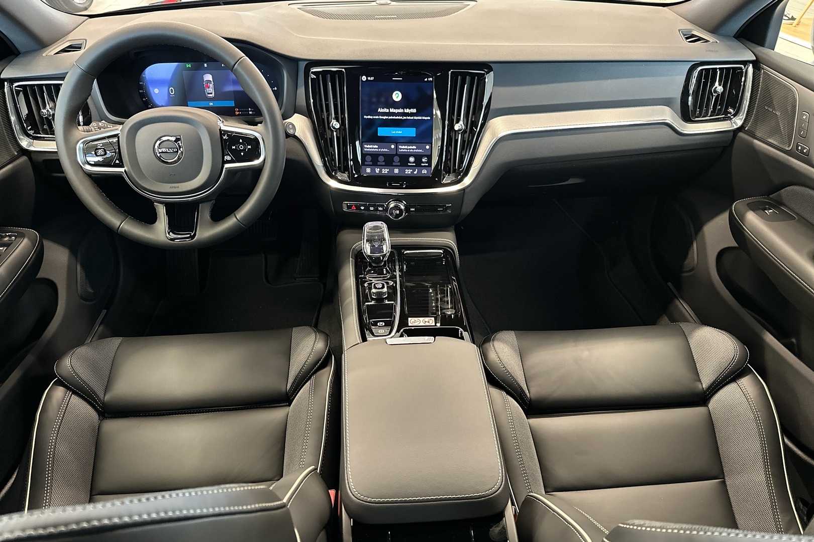 VOLVO V60 12