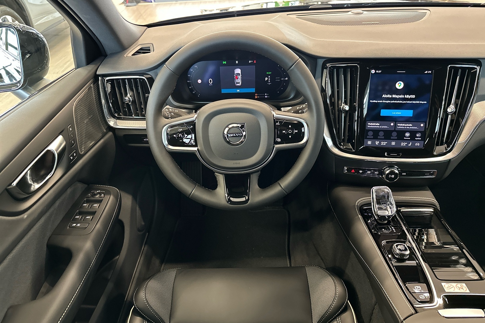 VOLVO V60 13