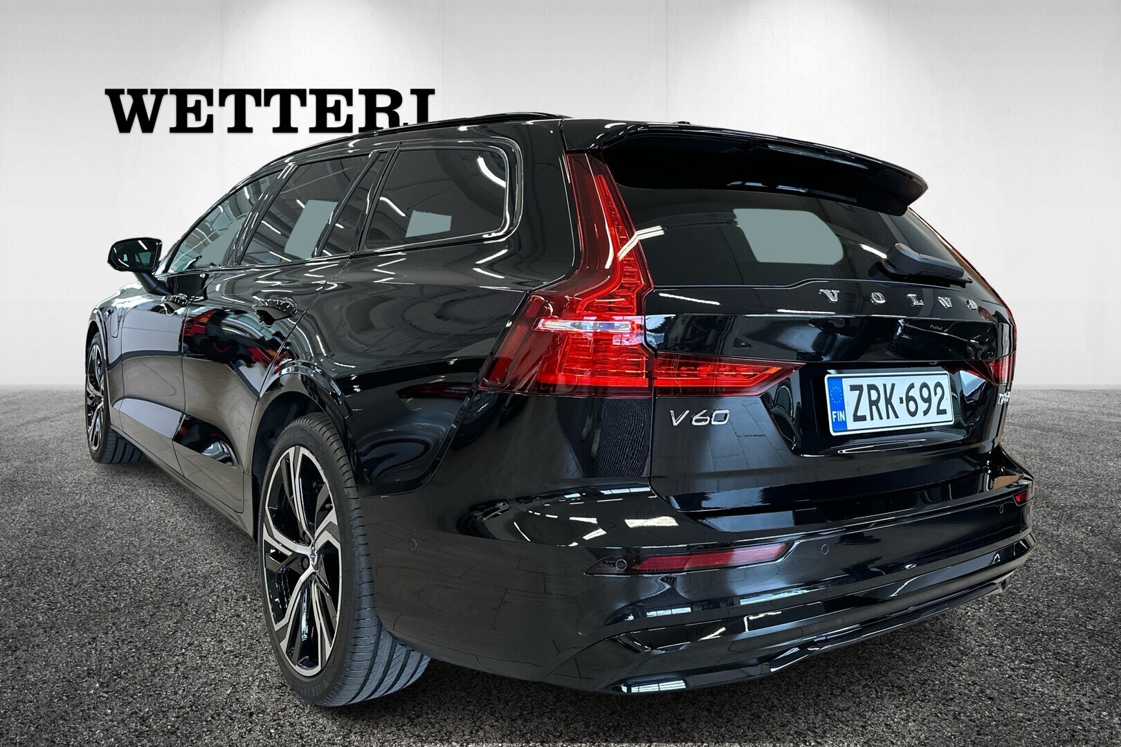 VOLVO V60 4