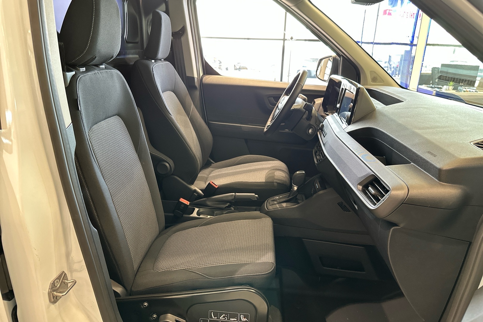 FORD Transit Courier 2026