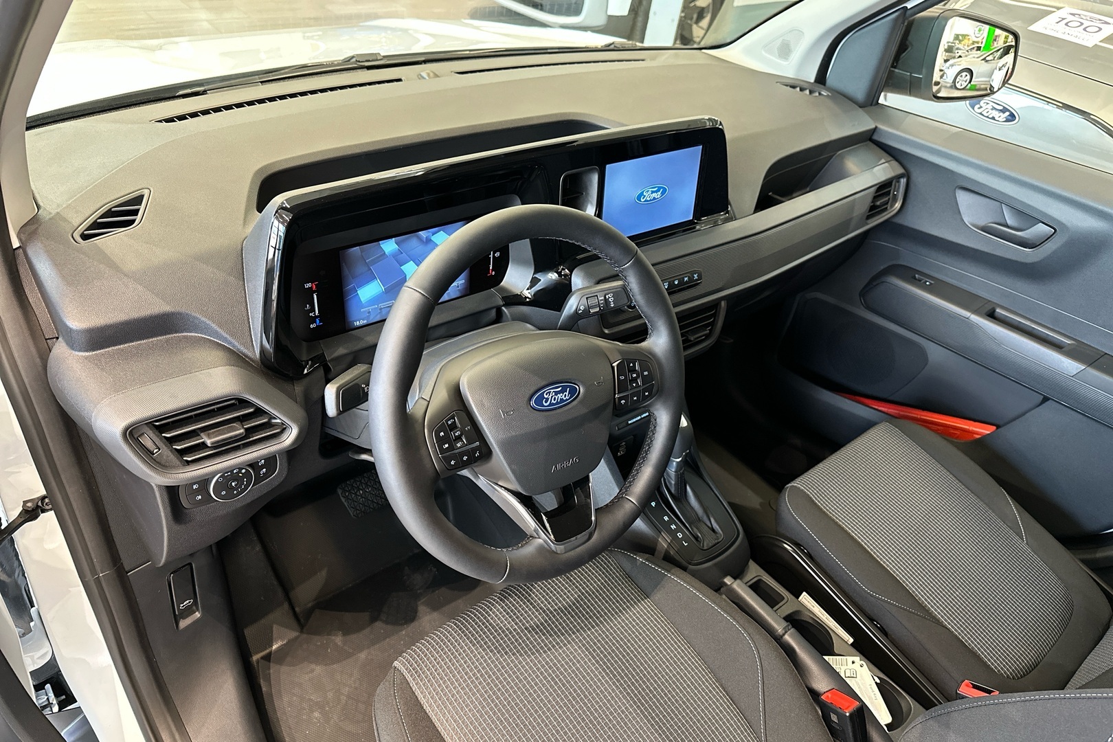 FORD Transit Courier 2026