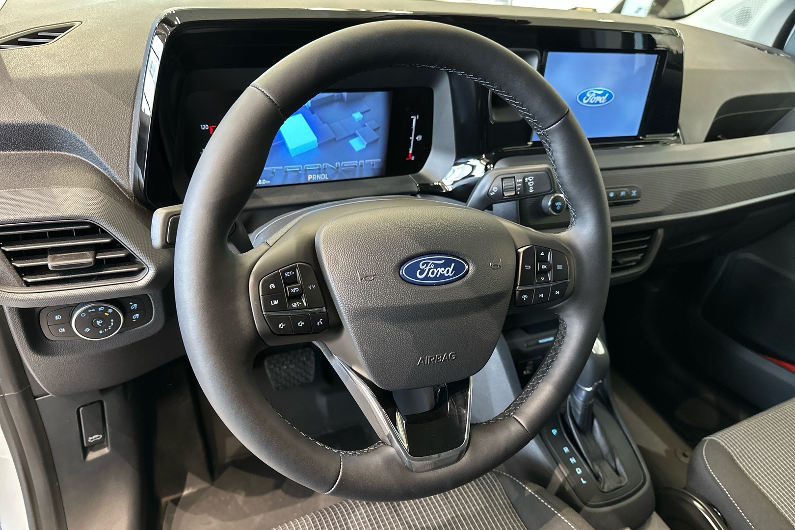 FORD Transit Courier 2026