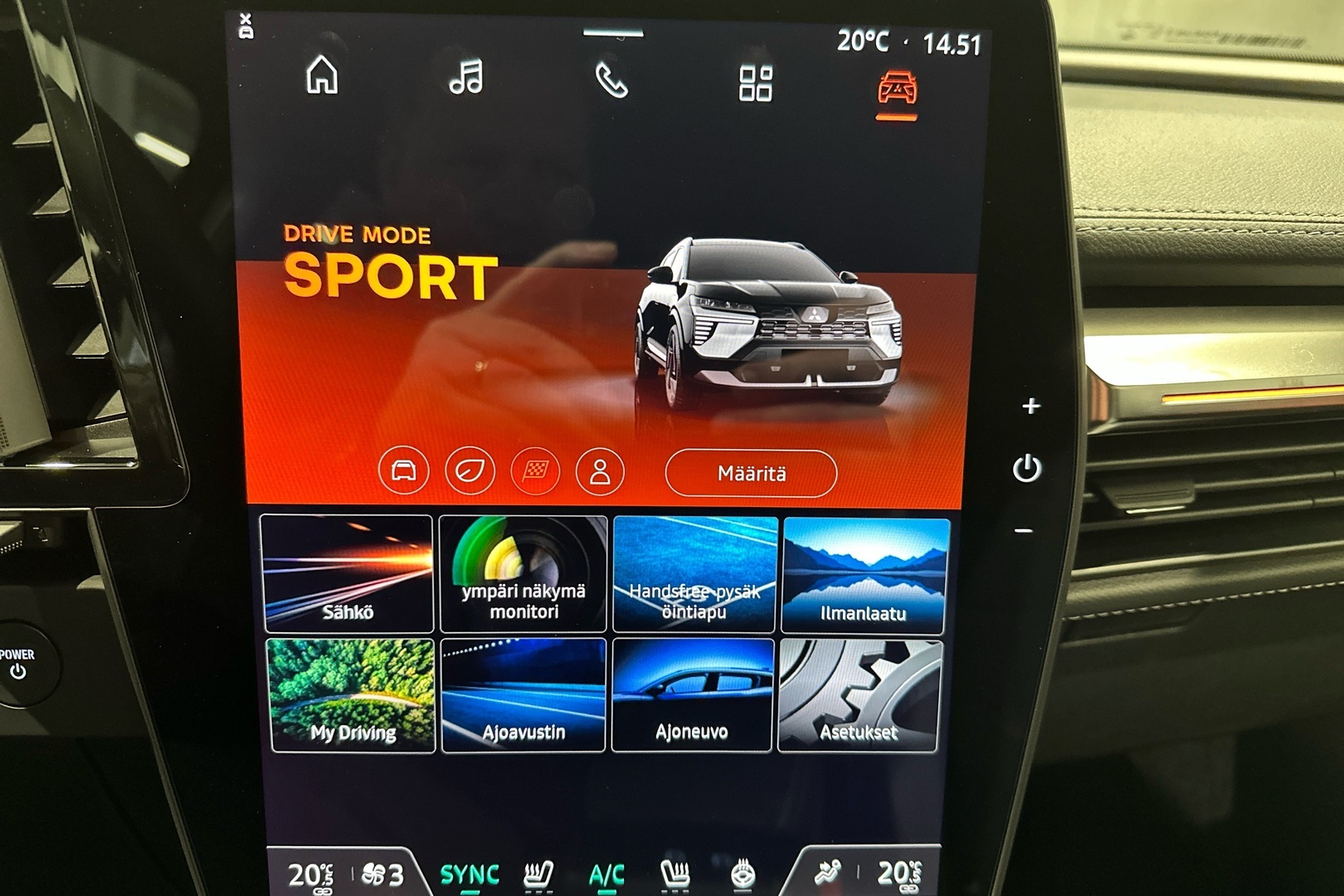 MITSUBISHI Eclipse Cross 15
