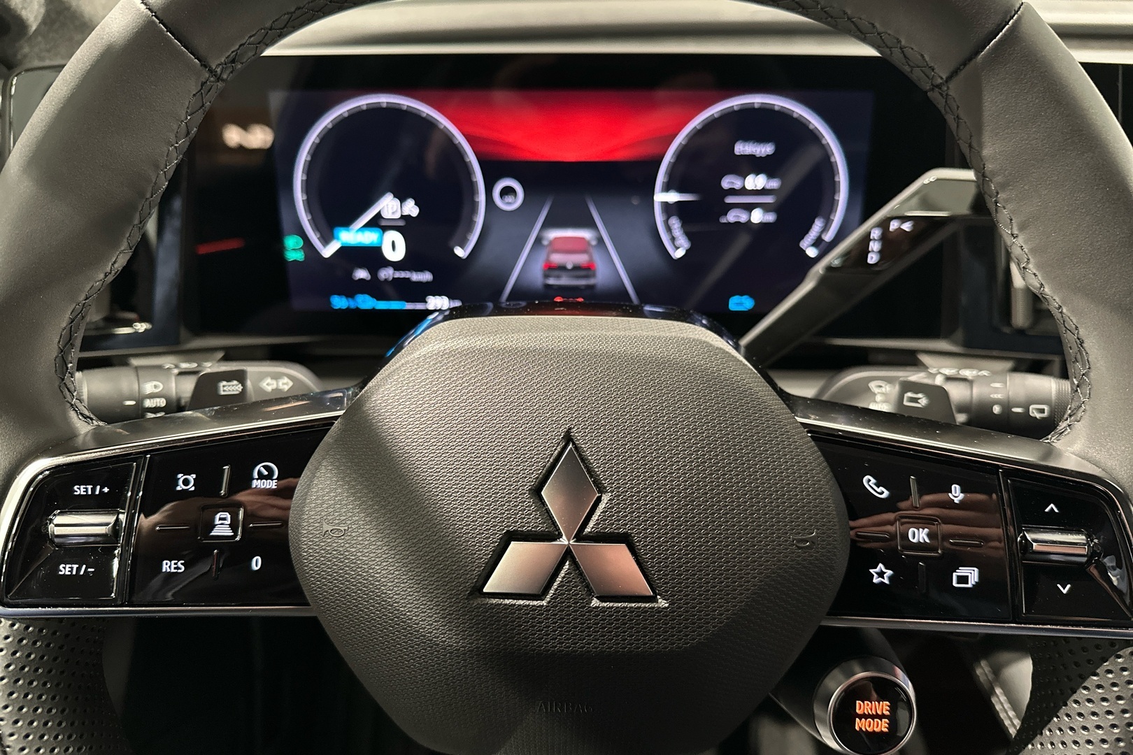 MITSUBISHI Eclipse Cross 16