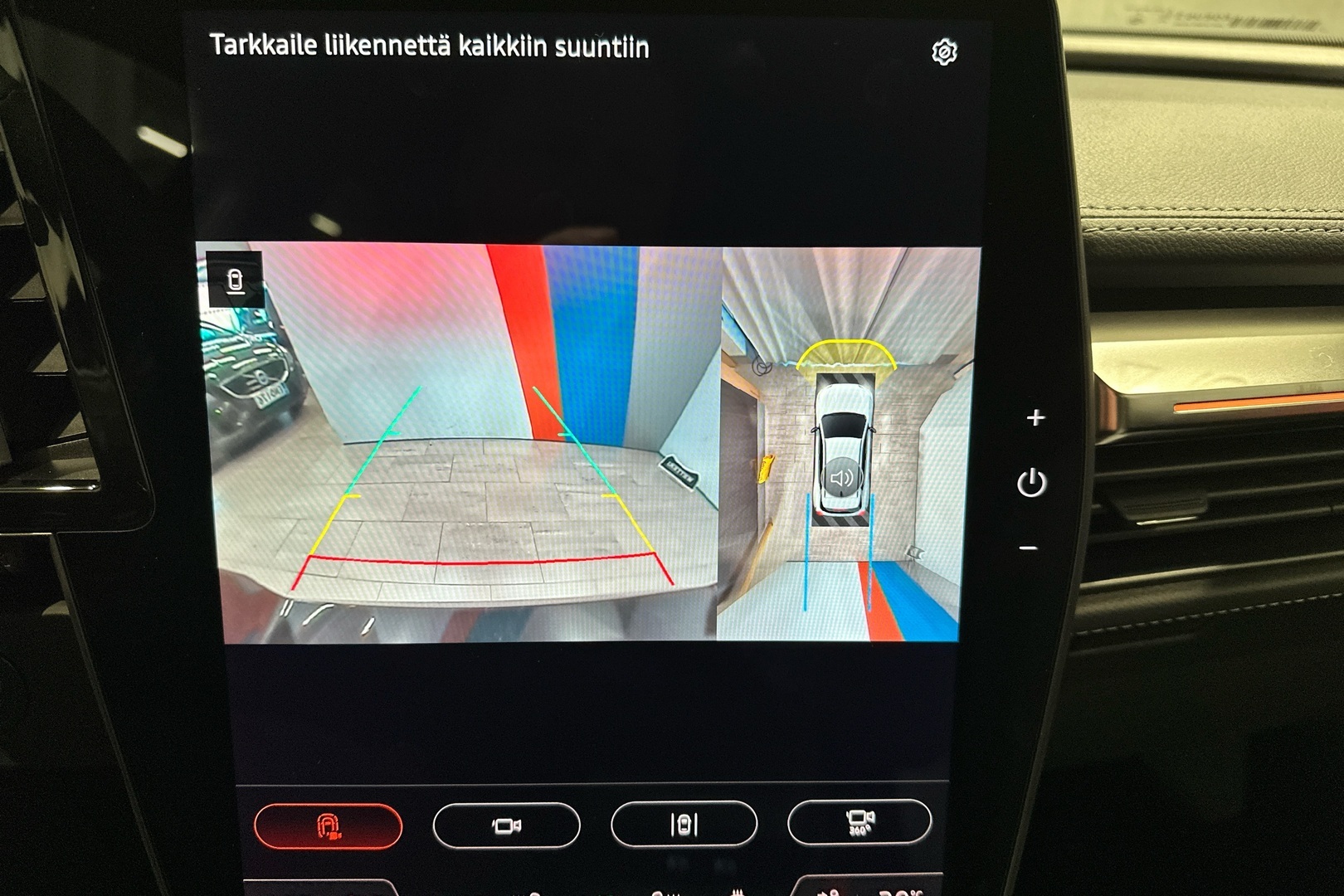 MITSUBISHI Eclipse Cross 17