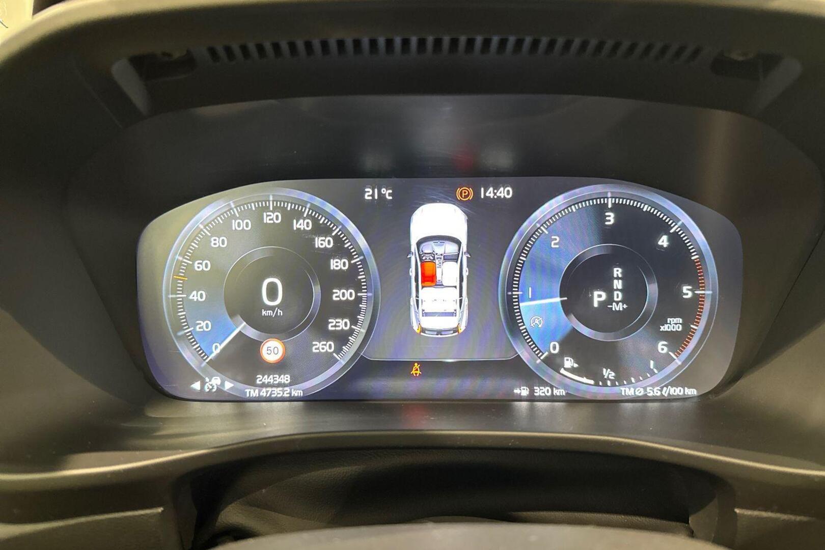 VOLVO XC40 2019