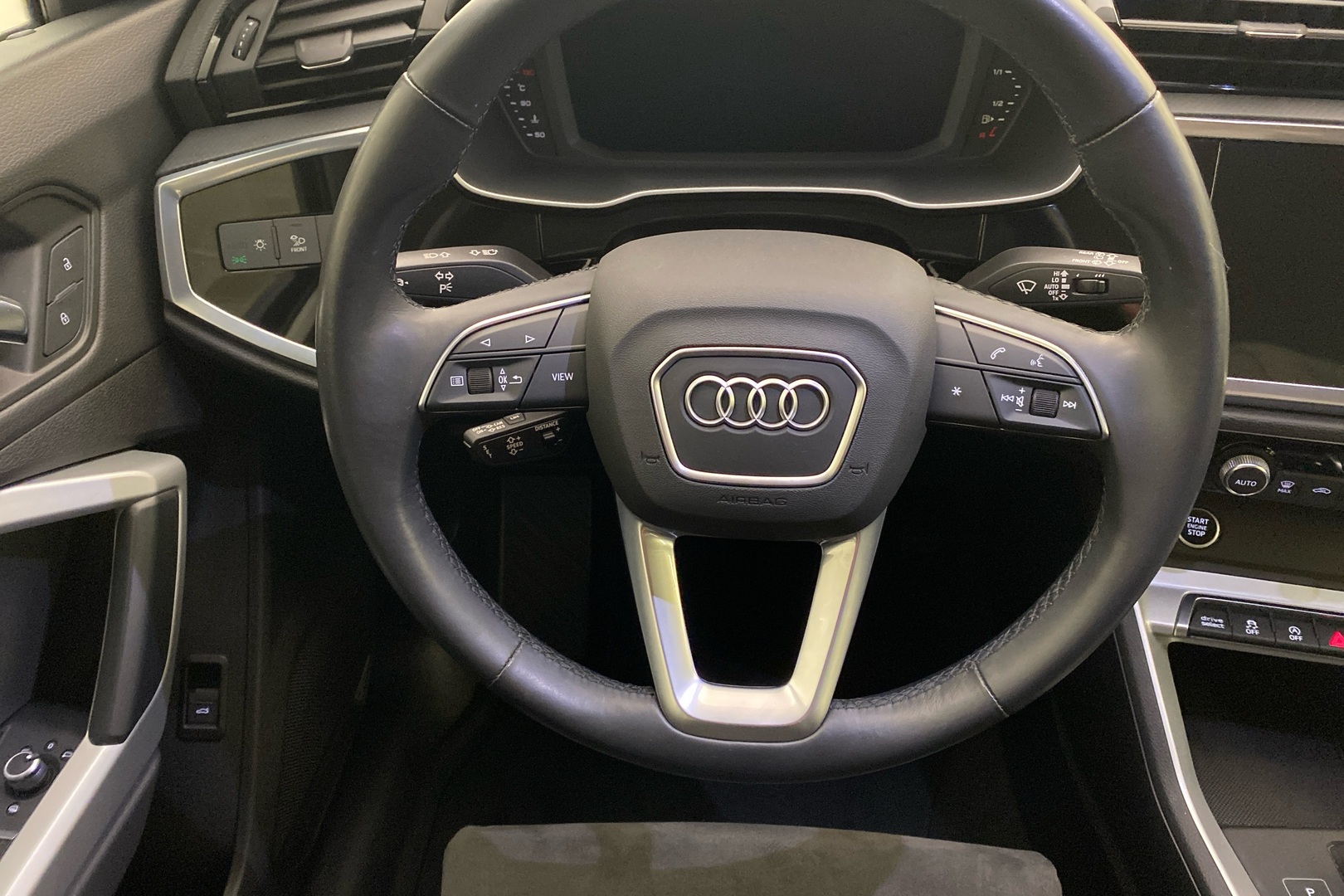 AUDI Q3 2021