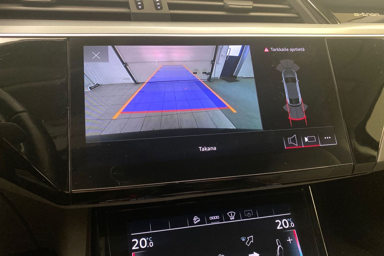 AUDI e-tron 2020
