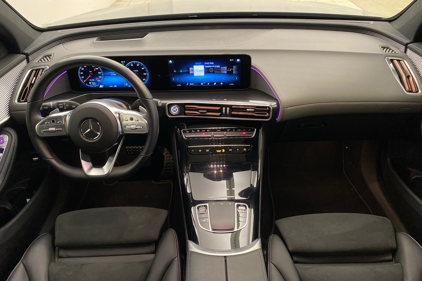 MERCEDES-BENZ EQC 2022