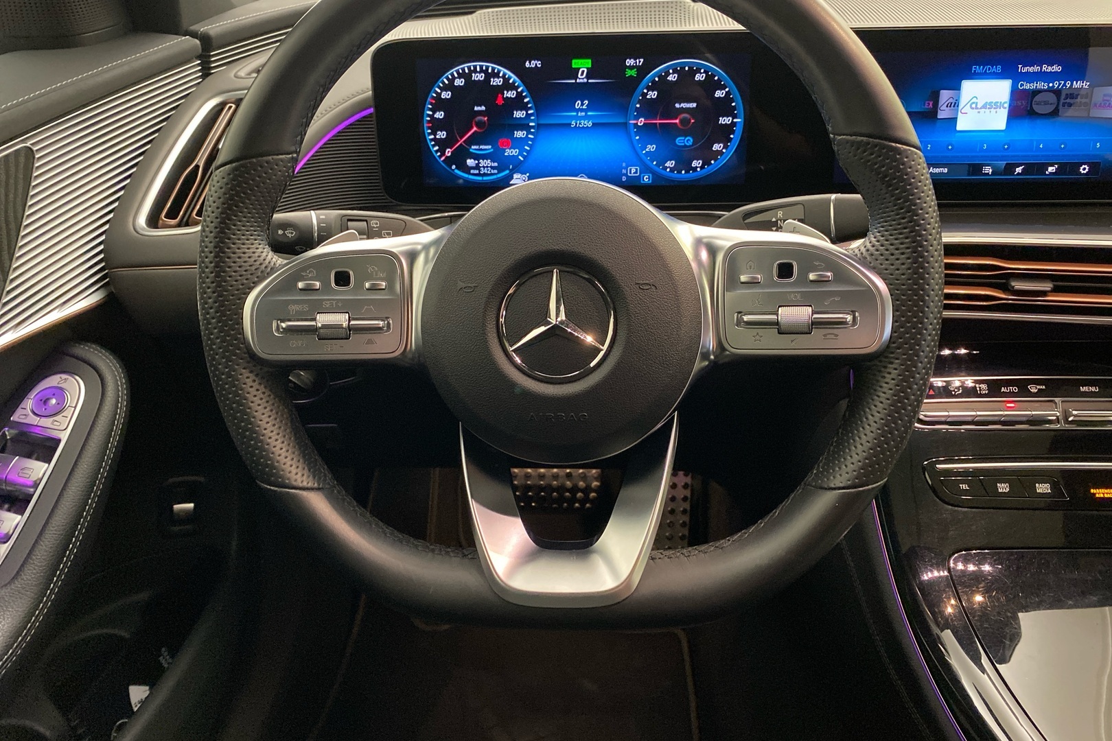 MERCEDES-BENZ EQC 2022