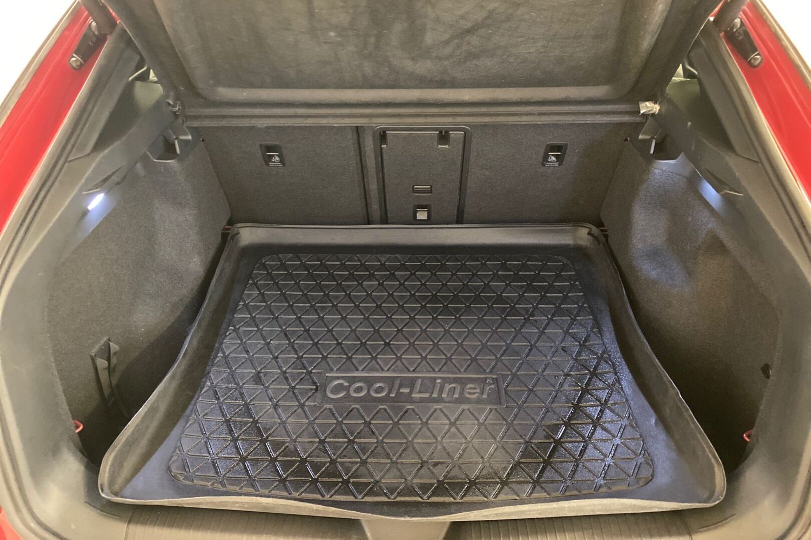VOLKSWAGEN ID.5 12