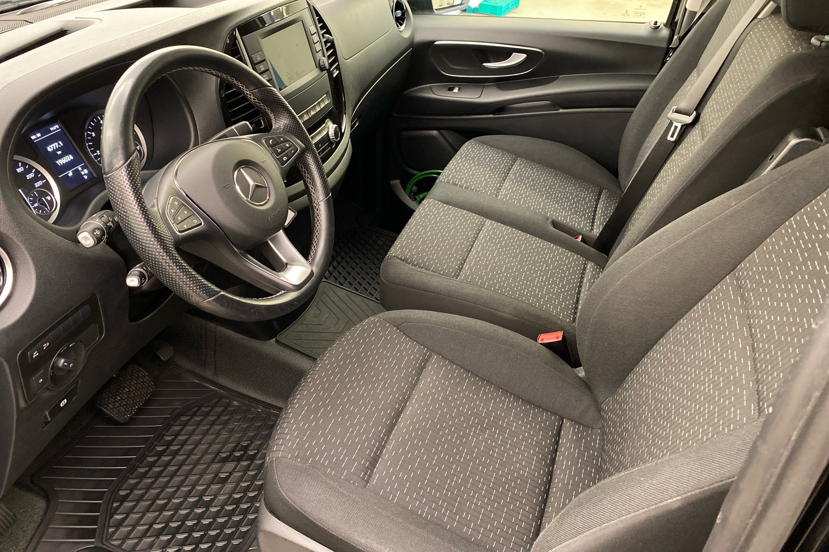 MERCEDES-BENZ Vito 2022