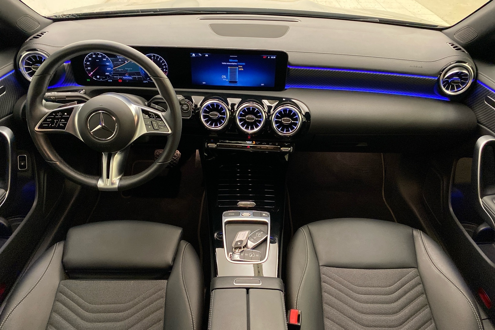 MERCEDES-BENZ CLA 2024